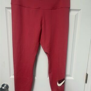 Nike Women’s high waisted leggings